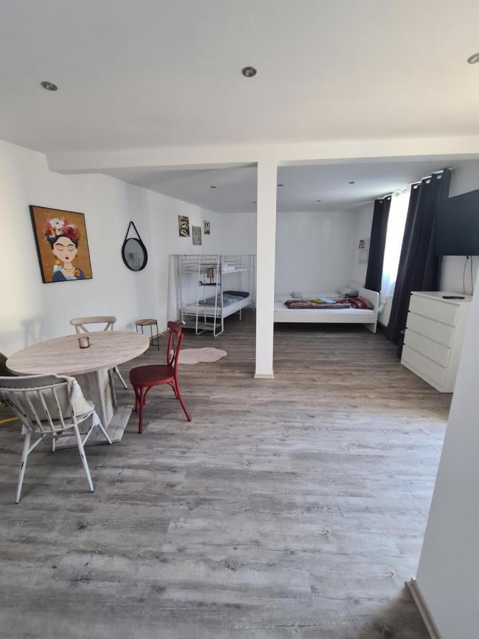 Apartment Fuer Monteure Nr 1 Kassel Buitenkant foto