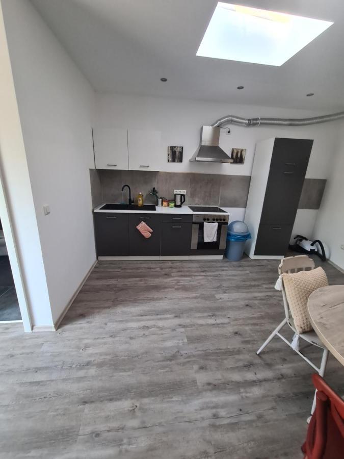 Apartment Fuer Monteure Nr 1 Kassel Buitenkant foto