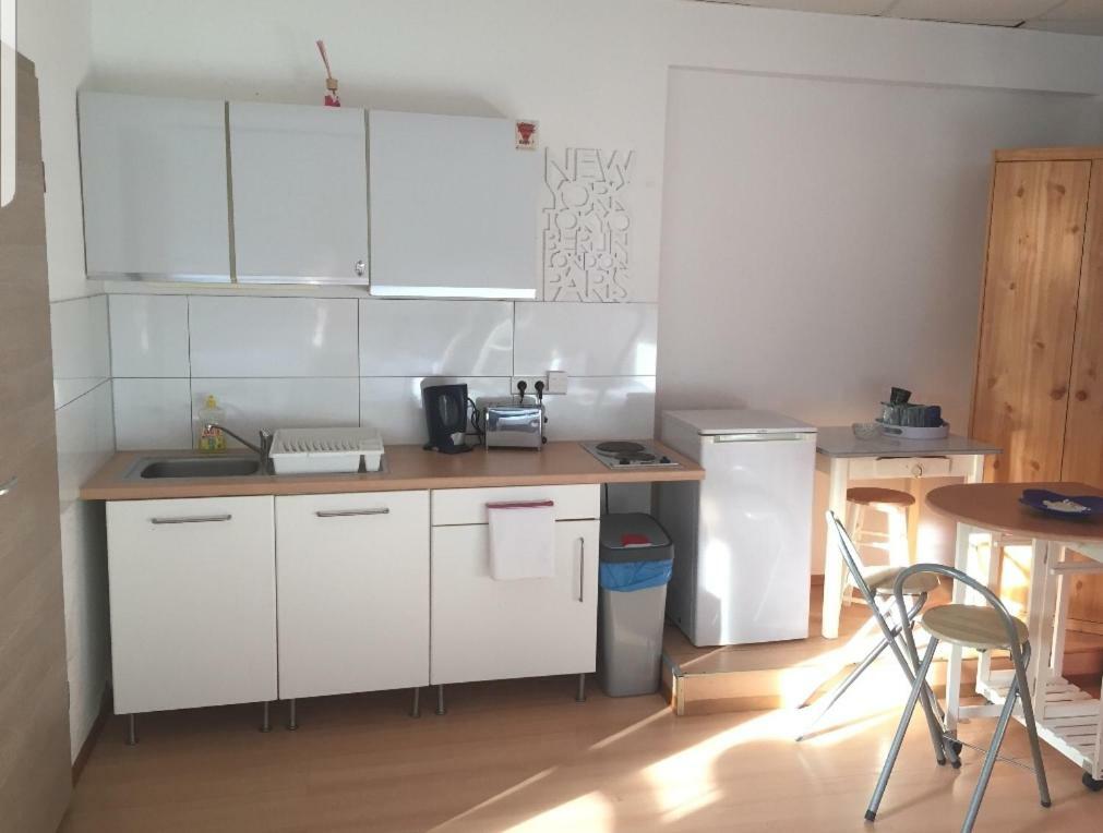 Apartment Fuer Monteure Nr 1 Kassel Buitenkant foto